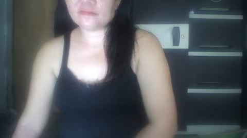 Snapshot of hotmatureladyxxx chatting on 12.17.24 hotmatureladyxxx online show from 12.17.24