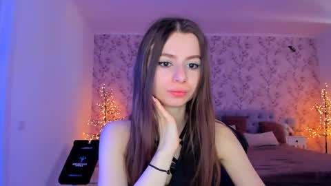 Snapshot of hotmolly_ chatting on 04.22.26 hotmolly_ online show from 04.22.26