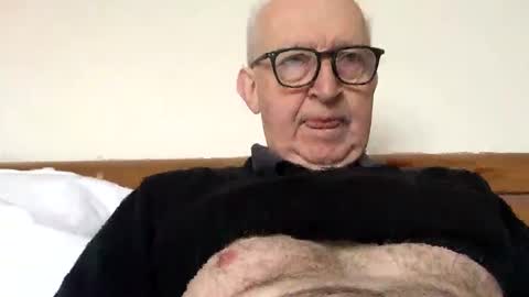 hotmuff99 online show from 02.15.25