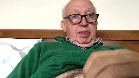 hotmuff99 online show from 10.16.25