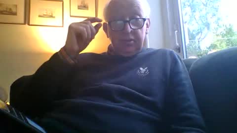 hotmuff99 online show from 11.03.25