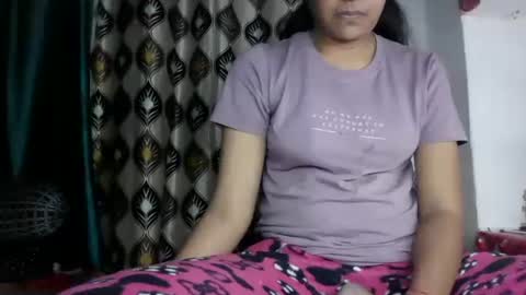 Snapshot of hotnsweetindian chatting on 12.12.24 lola online show from 12.12.24