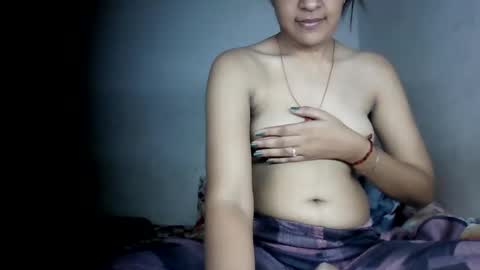 Snapshot of hotnsweetindian chatting on 06.09.26 lola online show from 06.09.26