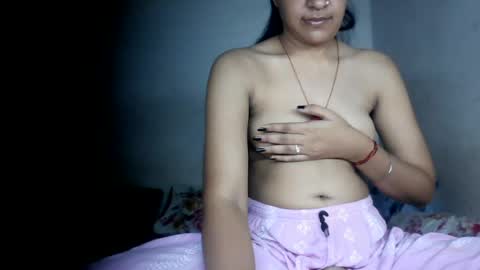 Snapshot of hotnsweetindian chatting on 06.24.26 lola online show from 06.24.26