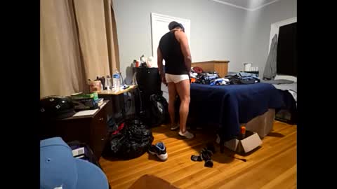 Snapshot of hotrox6942 chatting on 09.30.25 hotrox6942 online show from 09.30.25