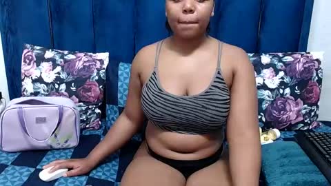 Snapshot of hotsmalltitsx chatting on 07.05.26 hotsmalltitsx online show from 07.05.26