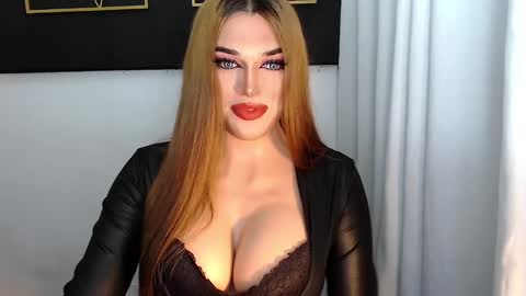 STELLA online show from 01.12.25