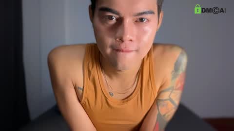 Snapshot of hotstuffph chatting on 04.08.26 C A R L I T O online show from 04.08.26