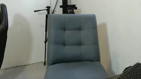 Snapshot of hott_mexican chatting on 10.22.25 YAYO online show from 10.22.25