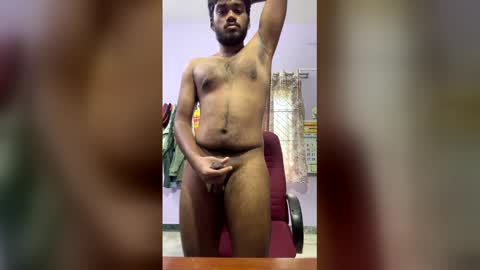 hottamilguy01 online show from 04.15.26