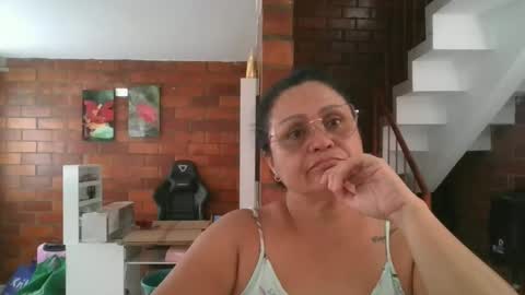 Snapshot of hottasttywoman chatting on 03.02.25 victorya karolyna online show from 03.02.25