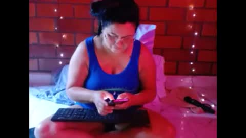 Snapshot of hottasttywoman chatting on 03.09.25 victorya karolyna online show from 03.09.25