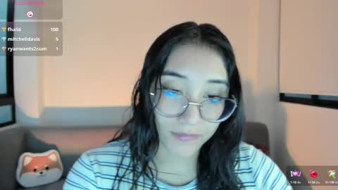 Snapshot of hottbee1 chatting on 03.07.25 AMY online show from 03.07.25