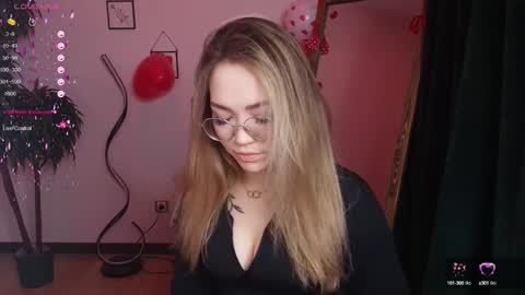 hello Im Eva online show from 02.04.25