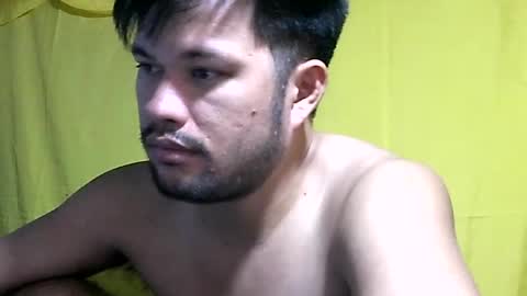 Snapshot of hottestpinoy2323 chatting on 06.18.26 HottestPinoy32 online show from 06.18.26