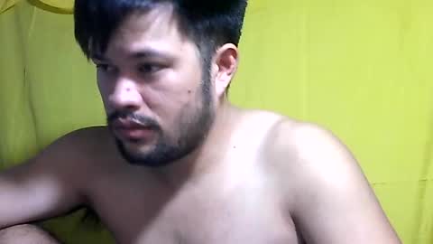 Snapshot of hottestpinoy2323 chatting on 06.25.26 HottestPinoy32 online show from 06.25.26