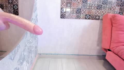 hottie_alicee_ online show from 09.15.25