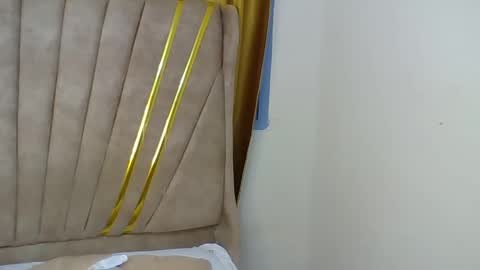 Snapshot of hottie_mammy chatting on 04.23.26 hottie_mammy online show from 04.23.26