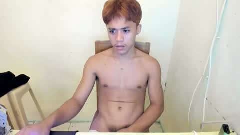 hottie_migs online show from 05.05.26