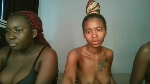 hottie_mistie online show from 05.19.26