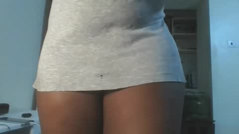 Snapshot of hottie_vera chatting on 02.15.26 vera online show from 02.15.26