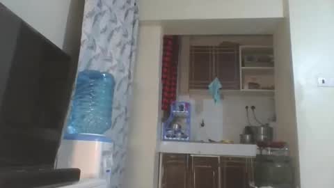 Snapshot of hottie_vera chatting on 03.17.26 vera online show from 03.17.26