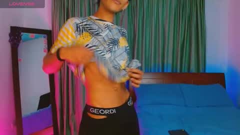 stiven online show from 03.04.25