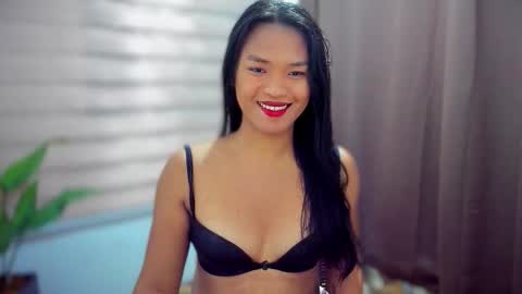 Maxine online show from 09.18.25