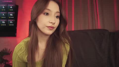 hottpeachh online show from 12.13.25