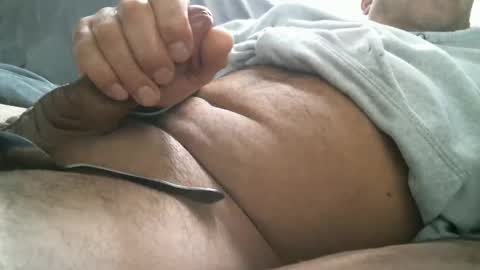 Snapshot of hottub1 chatting on 01.04.25 hottub1 online show from 01.04.25