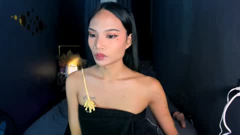 Hi i am Jane half vietnamese and half pinay and would like to meet good person here XOXO online show from 05.30.26