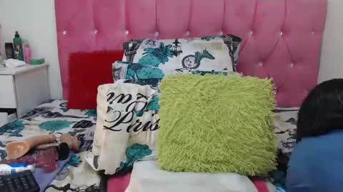 hottyboobsxxx online show from 02.20.25