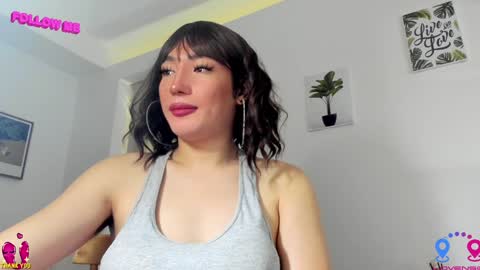 crishinahotty online show from 01.16.25