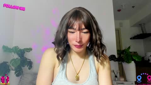 crishinahotty online show from 01.30.25