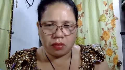 Snapshot of hottycrissy4u chatting on 07.19.26 hottycrissy4u online show from 07.19.26