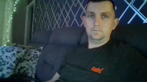 Snapshot of hotuk86 chatting on 01.28.25 hotuk86 online show from 01.28.25