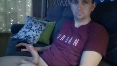 Snapshot of hotuk86 chatting on 02.11.25 hotuk86 online show from 02.11.25