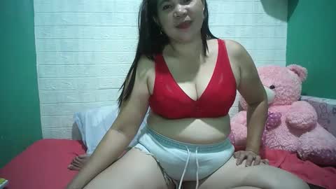 hotwetmommaxxx online show from 12.04.24