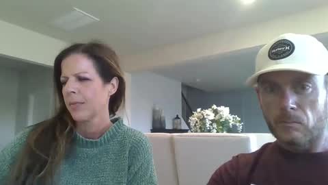 Snapshot of hotwifehotlife01 chatting on 04.20.26 Hotwifehotlife01 online show from 04.20.26