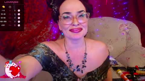 Hotzlata online show from 03.12.25