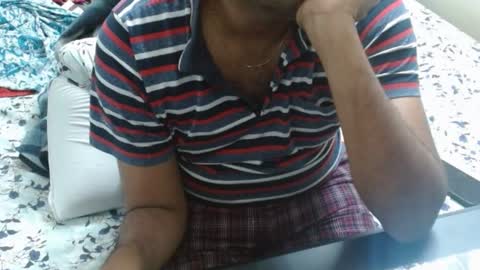 Snapshot of houseofwayne chatting on 01.01.25 Cute Boy with Awesome Cock. online show from 01.01.25