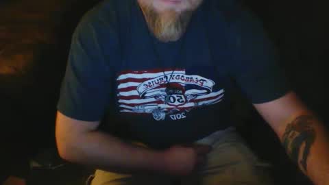 Snapshot of houstonj18853 chatting on 11.17.25 Captainbow online show from 11.17.25