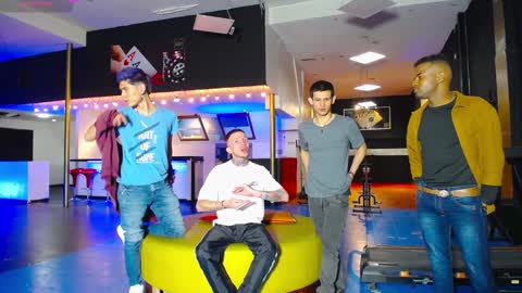 HOWENTS online show from 01.25.25