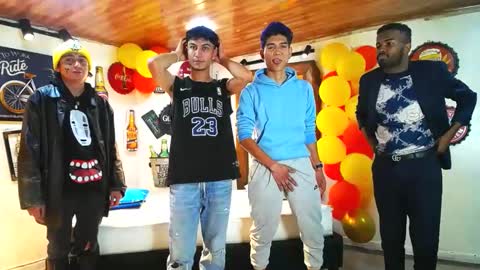 HOWENTS online show from 02.03.25
