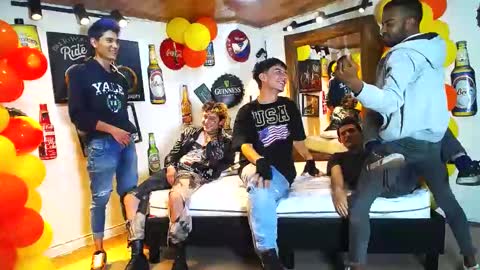 HOWENTS online show from 02.04.25