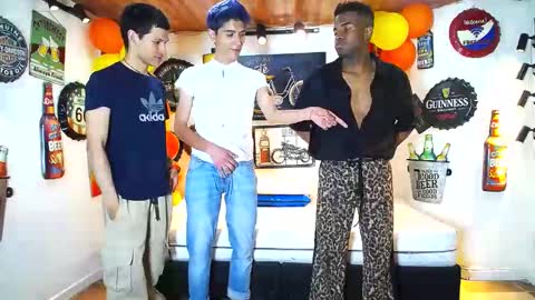 HOWENTS online show from 02.09.25