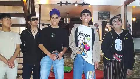HOWENTS online show from 03.11.25