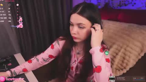 Mia online show from 07.17.26