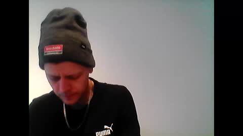 hubikush22 online show from 02.02.25