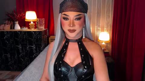 Christine online show from 09.30.25